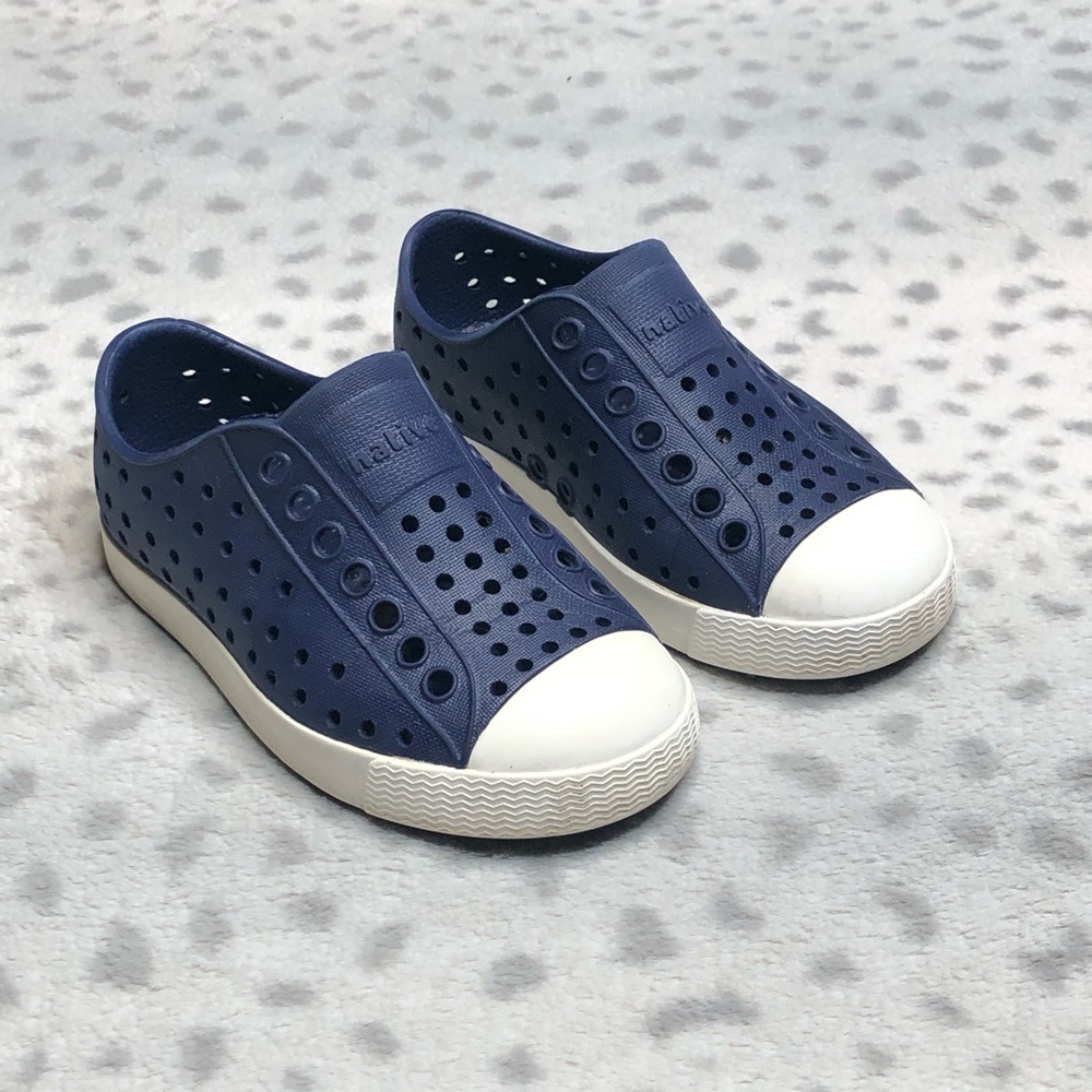 Native Jefferson Slip On Sneaker Lightweight Shoe